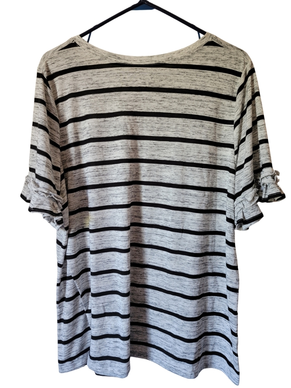 Lane Bryant Gray With Black Striped Ruffle Sleeve Tee Size 22/24 NWT - Picture 2 of 8